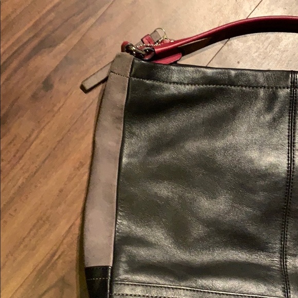 Women’s Genuine Leather Coach Handbag - Black/Red - Picture 3 of 9